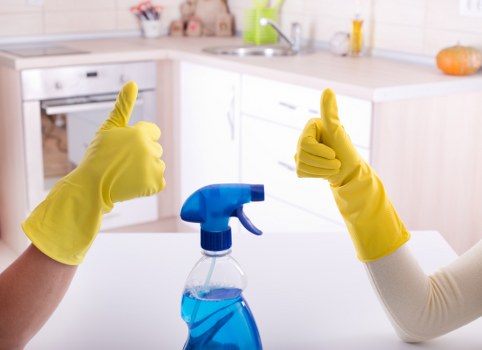 Deep carpet cleaning service removing dirt and stains in East Ham